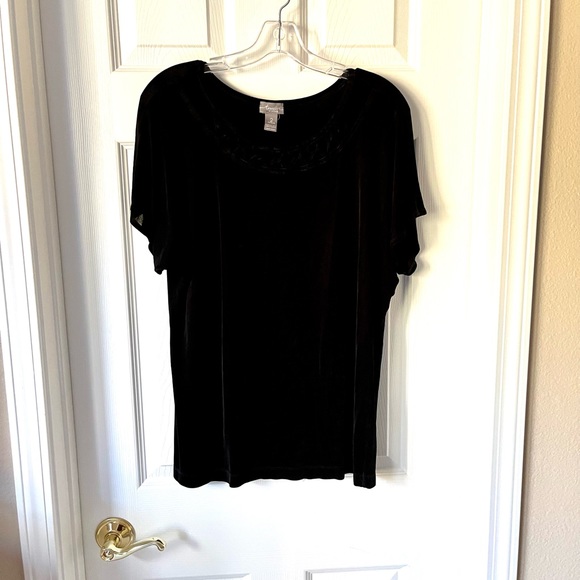 Chico’s Traveler’s Classic black top - Picture 1 of 7